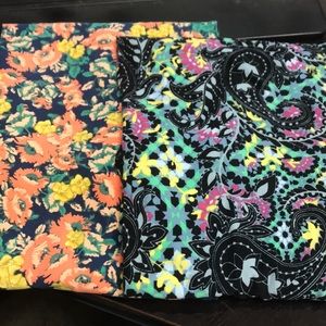 LuLaRoe Tall & Curvy lot of 2 Leggings